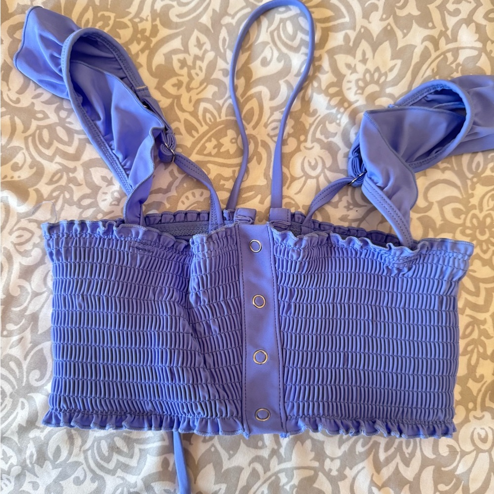 Bathing suit top medium